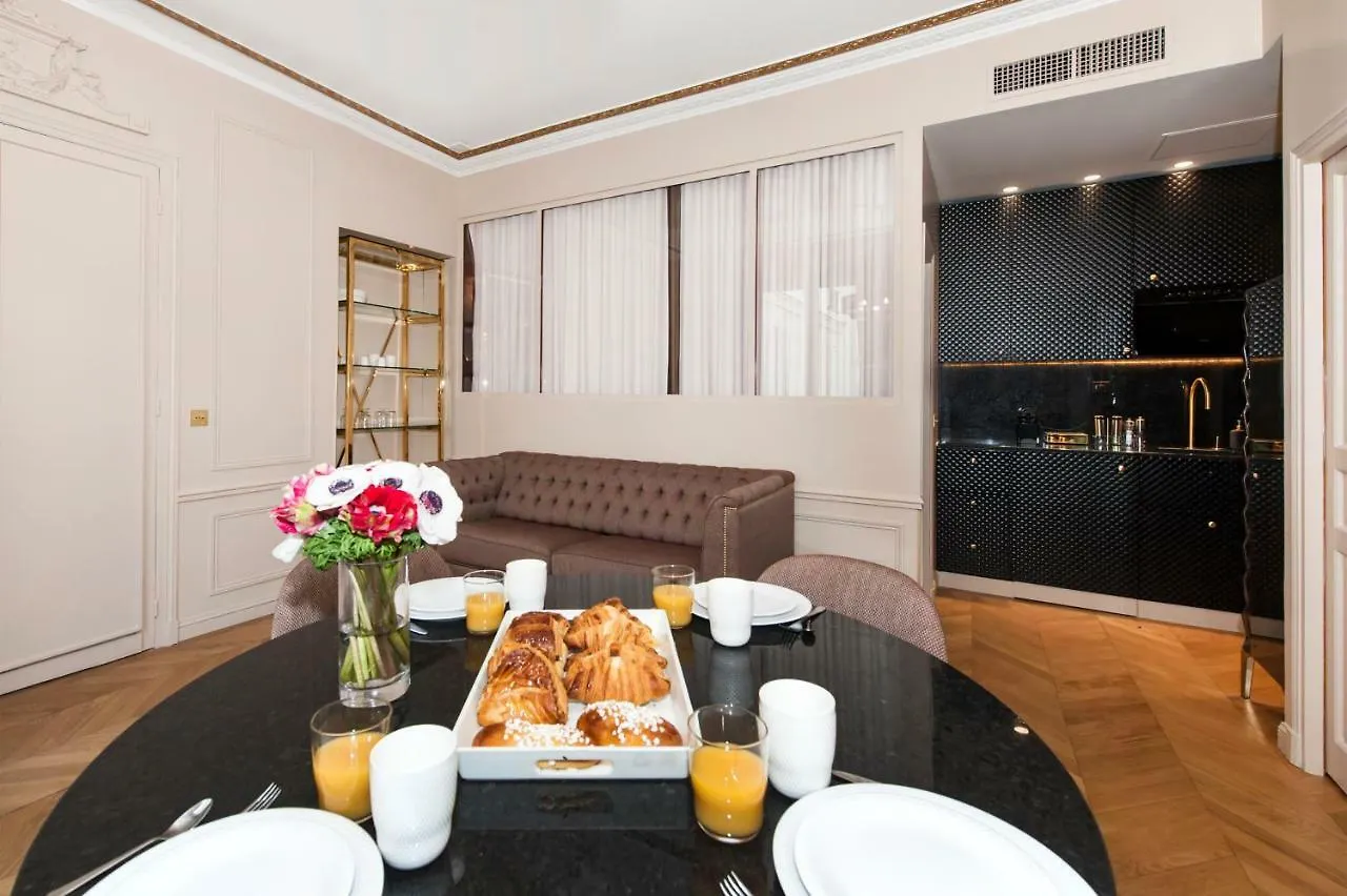 Champs Elysees - Lincoln Apartment Paris